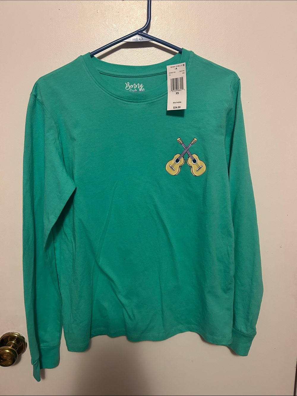 Benny & Belle Long-Sleeve Green Guitar Tee size small